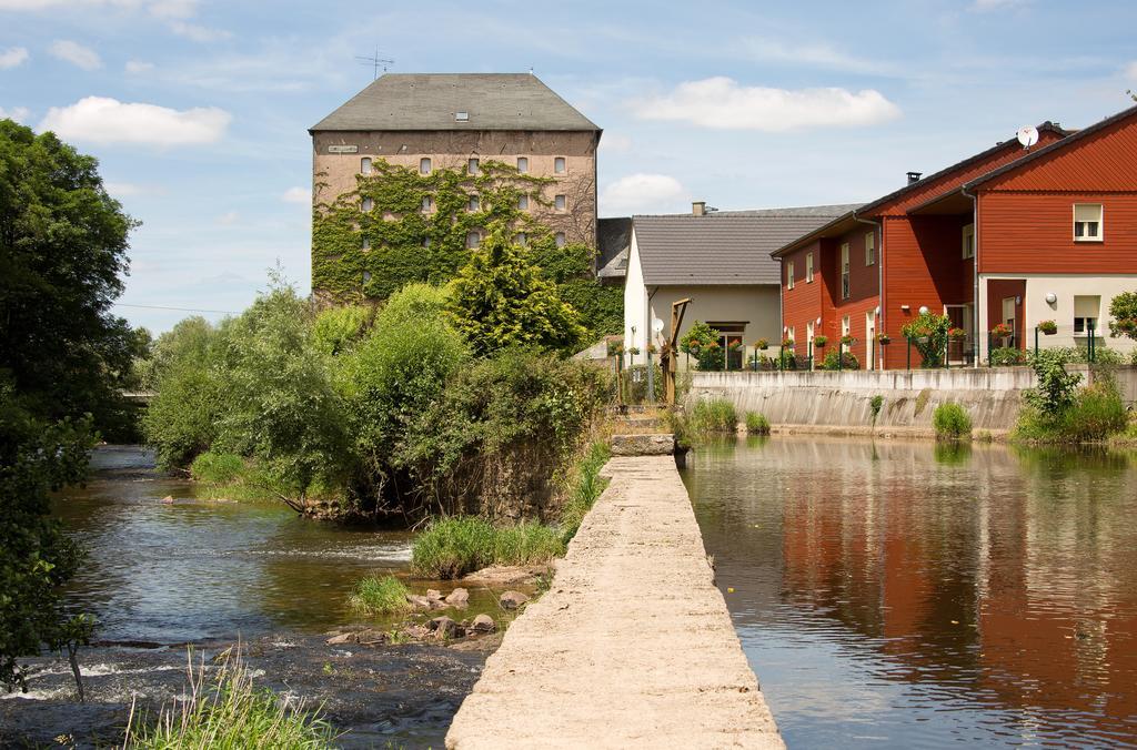 Auberge Du Moulin Marin Lapalisse Exterior photo